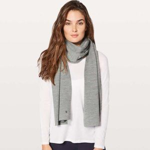 Lululemon Cozy Up Scarf Heathered Core Medium Grey
